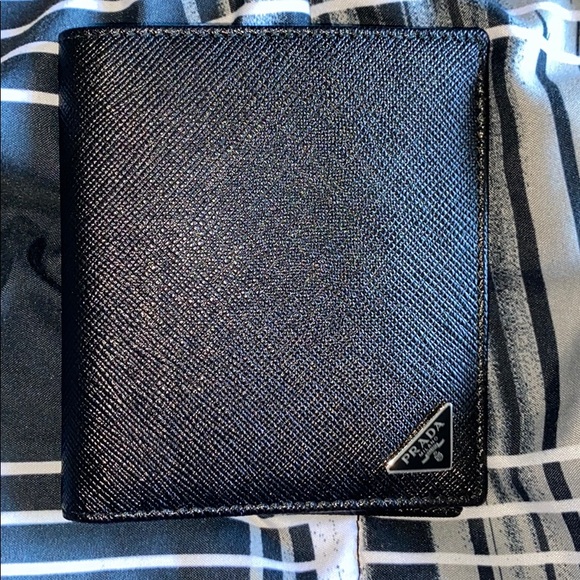 Prada | Accessories | Prada Wallet | Poshmark